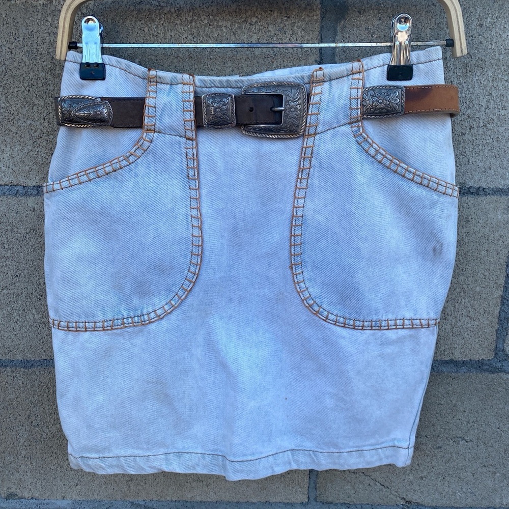 Blue Mini Pencil Skirt for Casual Occasions